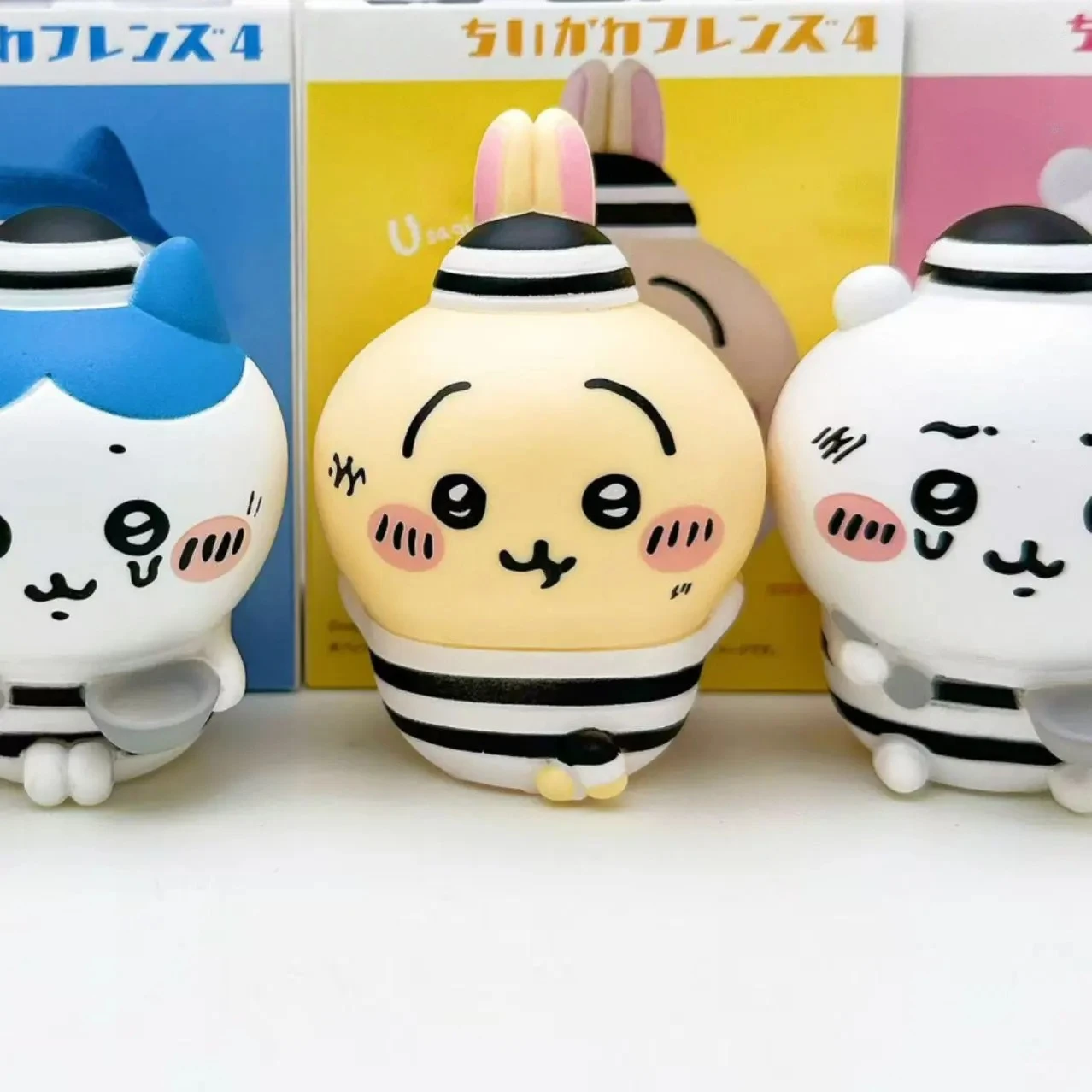CKW JIYI Friends Series 4 Blin – обзор и цена Figure Display Box