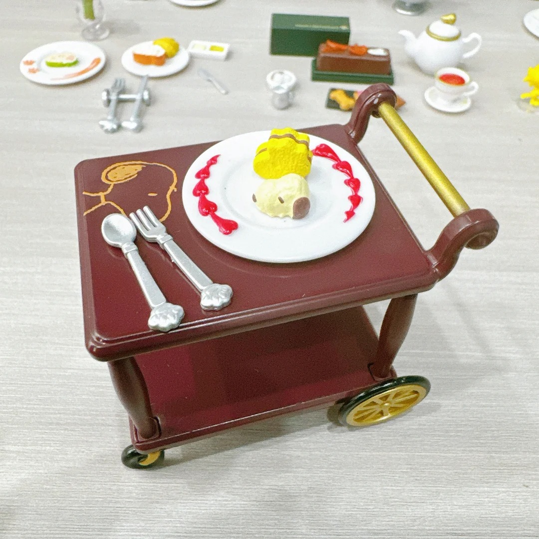 rement Snoopy Restaurant Ameri – обзор и цена Figure Display Box